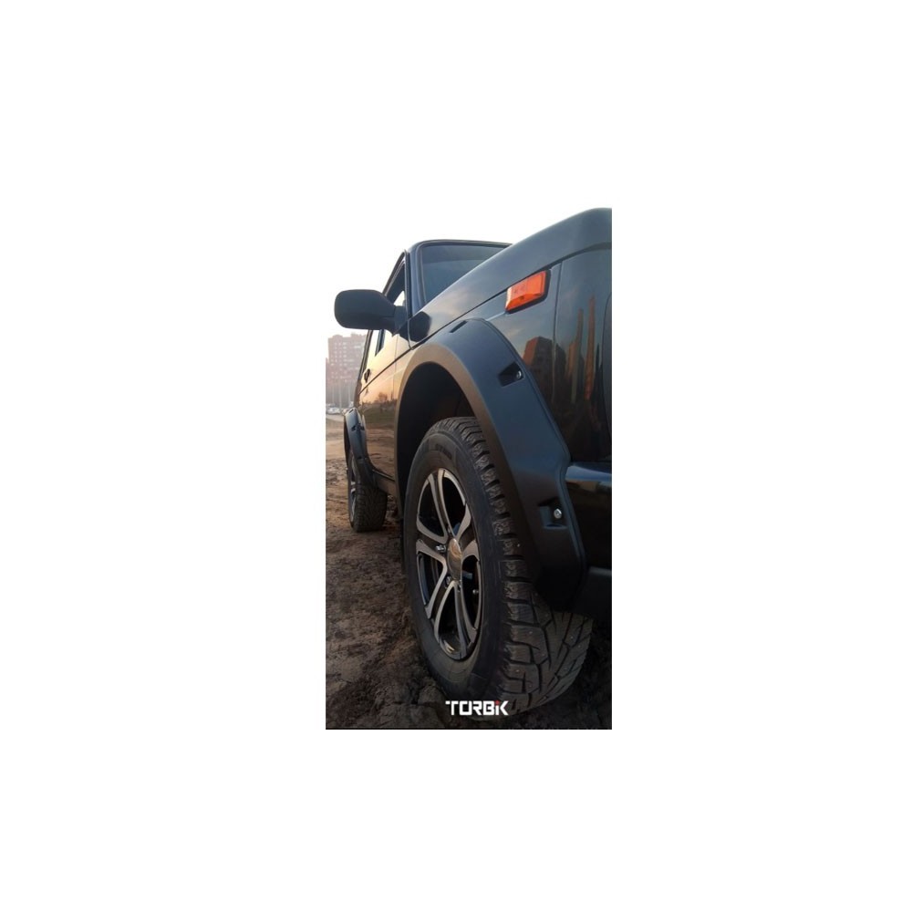 Vonkajší plastový lem Torbik Lada Niva Urban 3dv.TKN21U